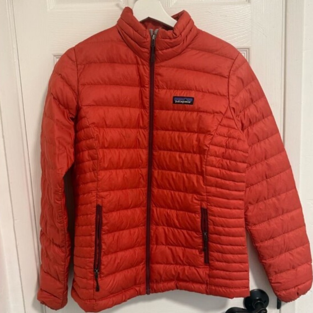 Patagonia down sweater jacket